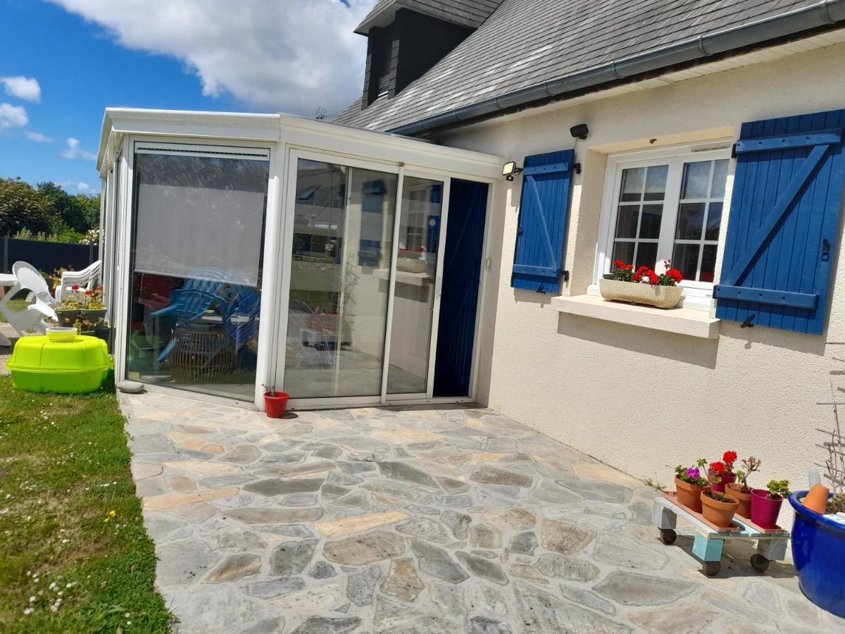 Maison Entre Terre Et Mer Primelin Exterior photo